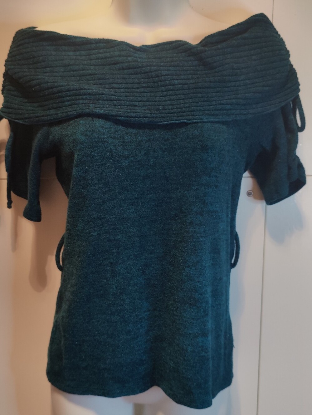 HeartSoul Teal Off Shoulder Cowl Neck Ruched Tie Sleeve Sweater Top L